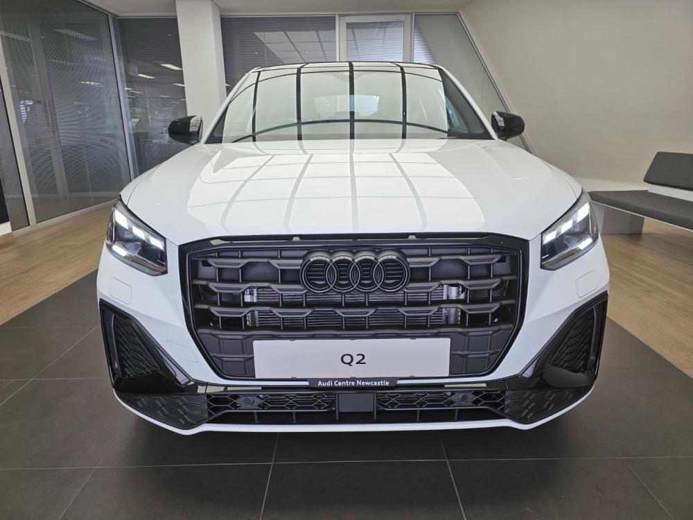Audi Q2 Black Edition 35 TFSI tiptronic, image 2
