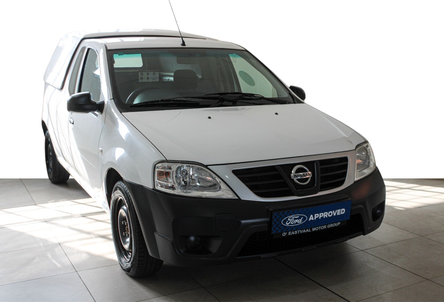 NISSAN NP200 1.6  P/U S/C, image 1