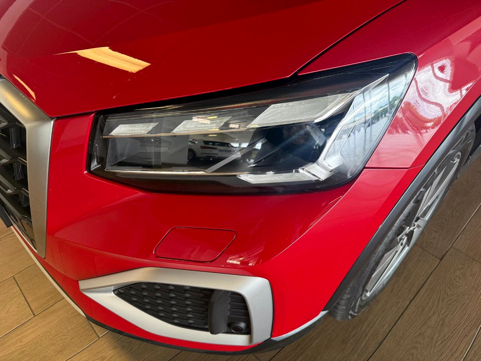 AUDI Q2 35 TFSI URBAN EDITION TIP, image 2