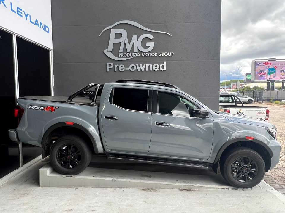NISSAN NAVARA 2.5DDTi PRO-4X 4X4 A/T D/C P/U, image 2