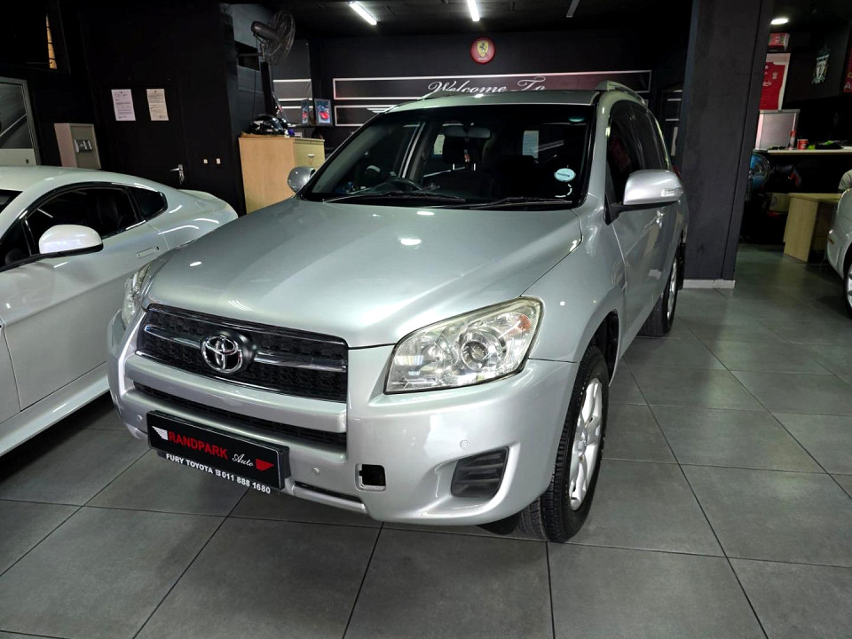 TOYOTA RAV4 2.0 GX, image 1