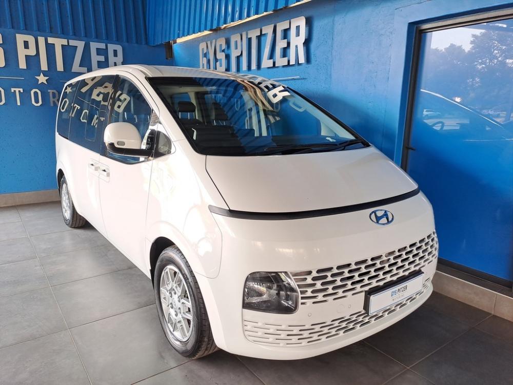 Hyundai Staria R2.2 9str Executive Bus Auto, image 1
