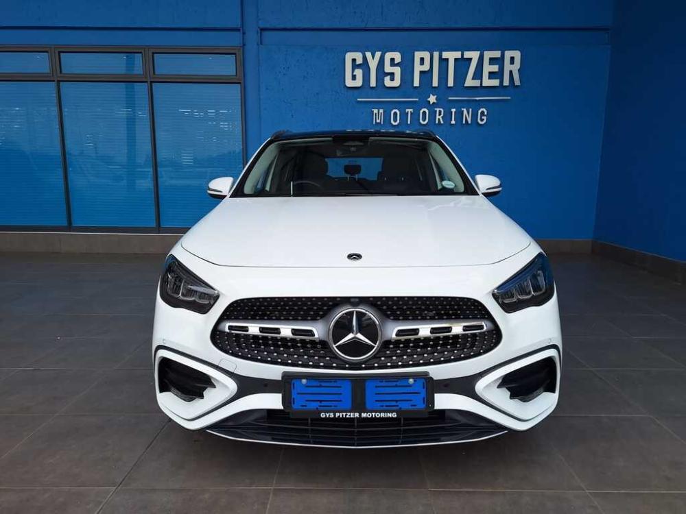 Mercedes-Benz GLA 200d Auto, image 2