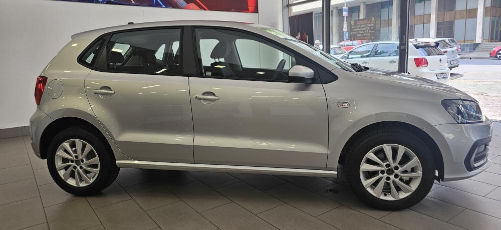 Volkswagen Polo Vivo 1.6 77kW Life Tiptronic, image 2