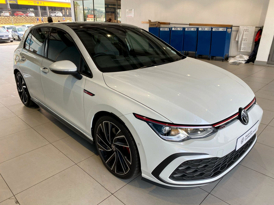 Volkswagen Golf 8 GTi  2.0 TSI DSG, image 1
