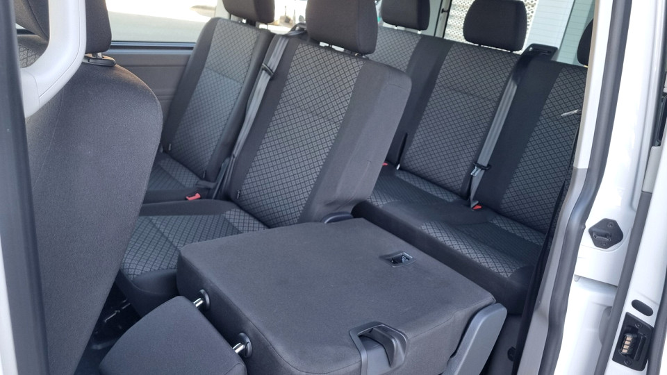 VOLKSWAGEN T6.1 KOMBI 2.0TDi DSG 110KW TRENDLINE, image 1