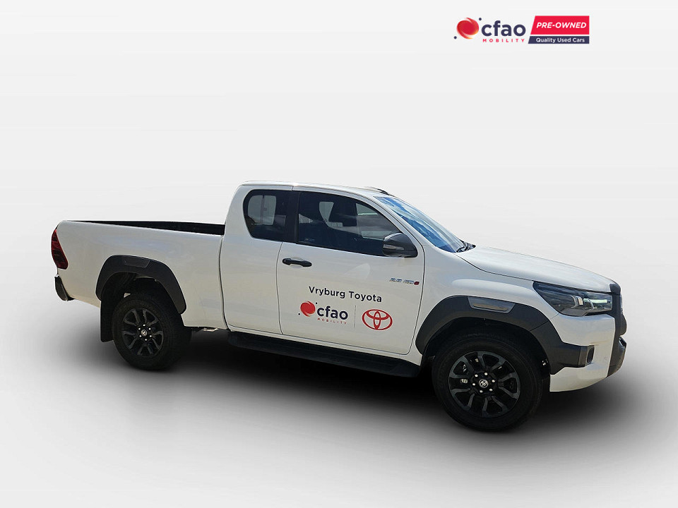 TOYOTA HILUX 2.8 GD-6 RB LEGEND A/T P/U E/CAB, image 1