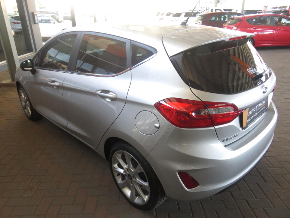 FORD FIESTA 1.0 ECOBOOST TITANIUM A/T 5DR, image 2