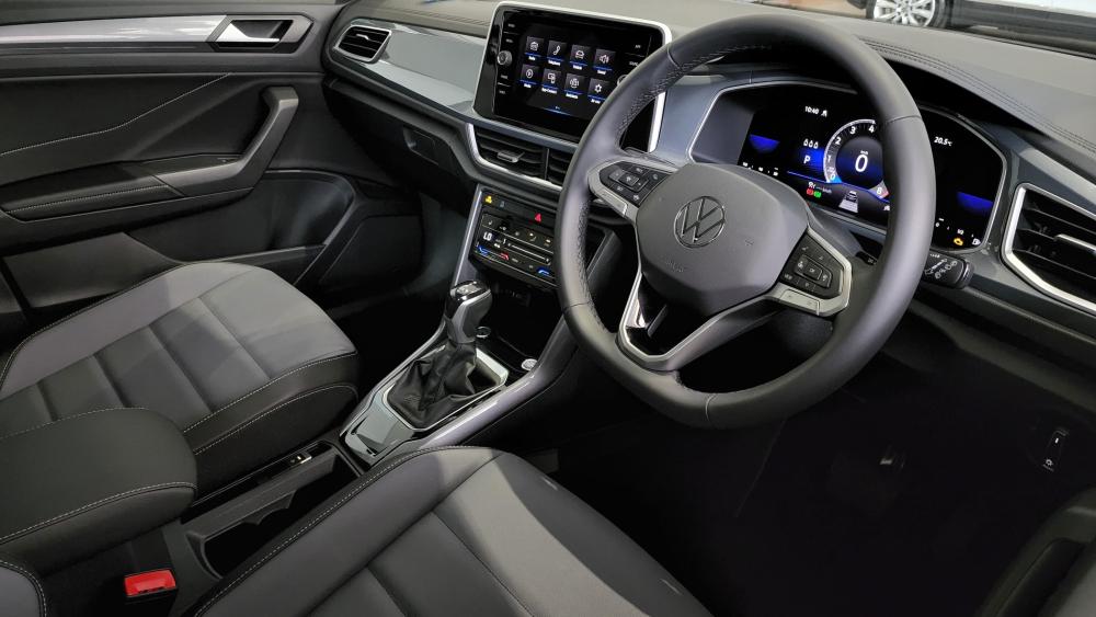 Volkswagen T-Roc 1.4 TSI Design Tiptronic, image 2