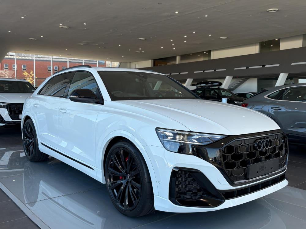 Audi SQ8 Black Edition TFSI quattro tiptronic, image 2