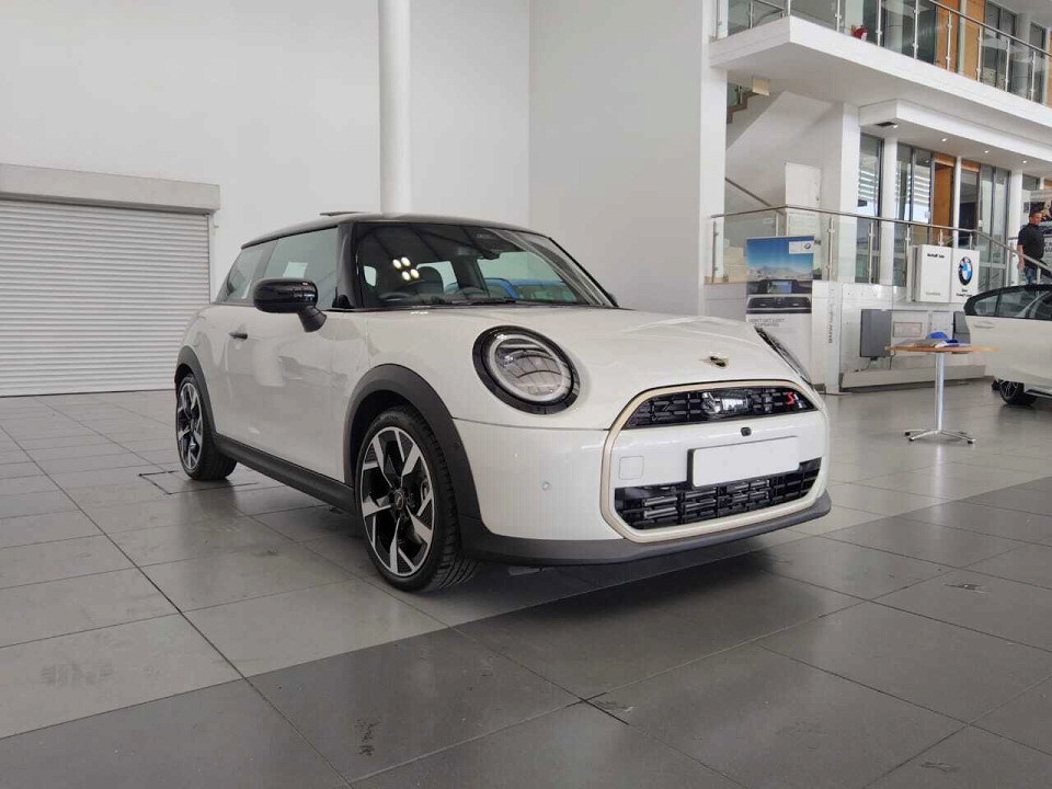 MINI COOPER S A/T (F66), image 2