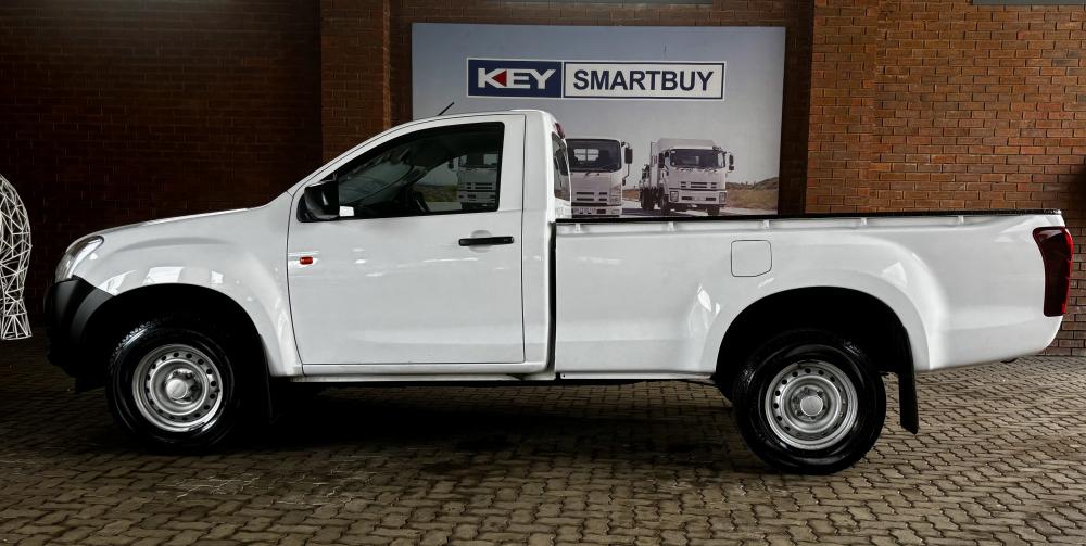Isuzu D-MAX 250C Fleetside S/C P/U, image 2