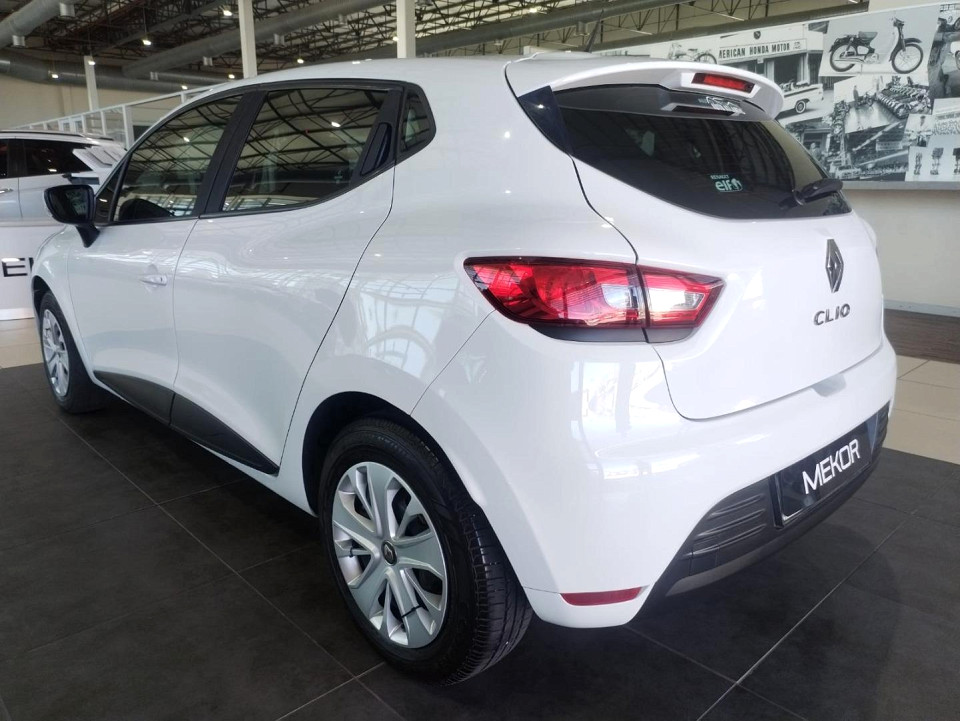RENAULT CLIO IV 900T AUTHENTIQUE 5DR (66KW), image 2