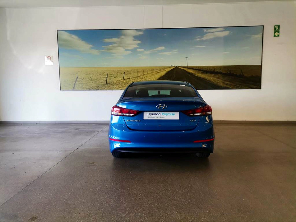 Hyundai Elantra 1.6 Executive auto, image 2