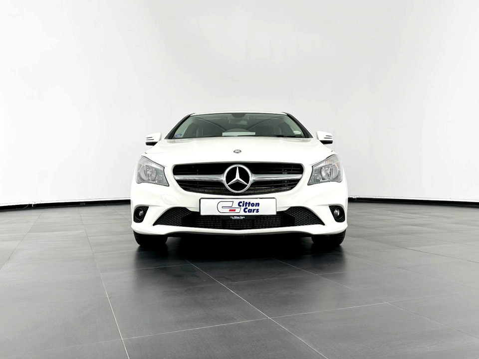 MERCEDES-BENZ CLA200 A/T, image 2