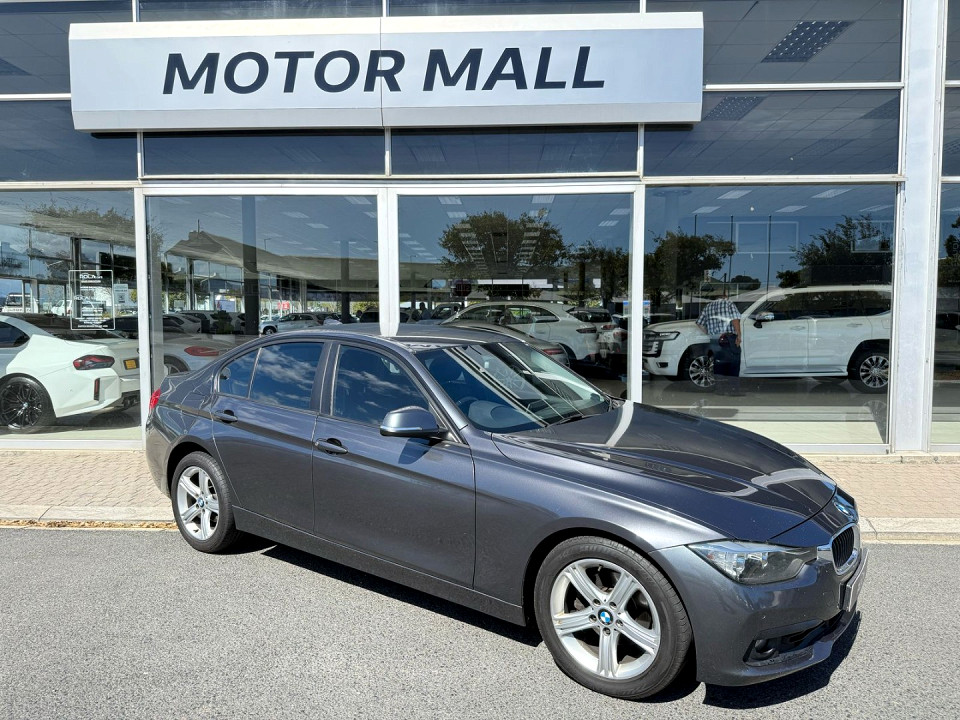 BMW 320i A/T (F30), image 1