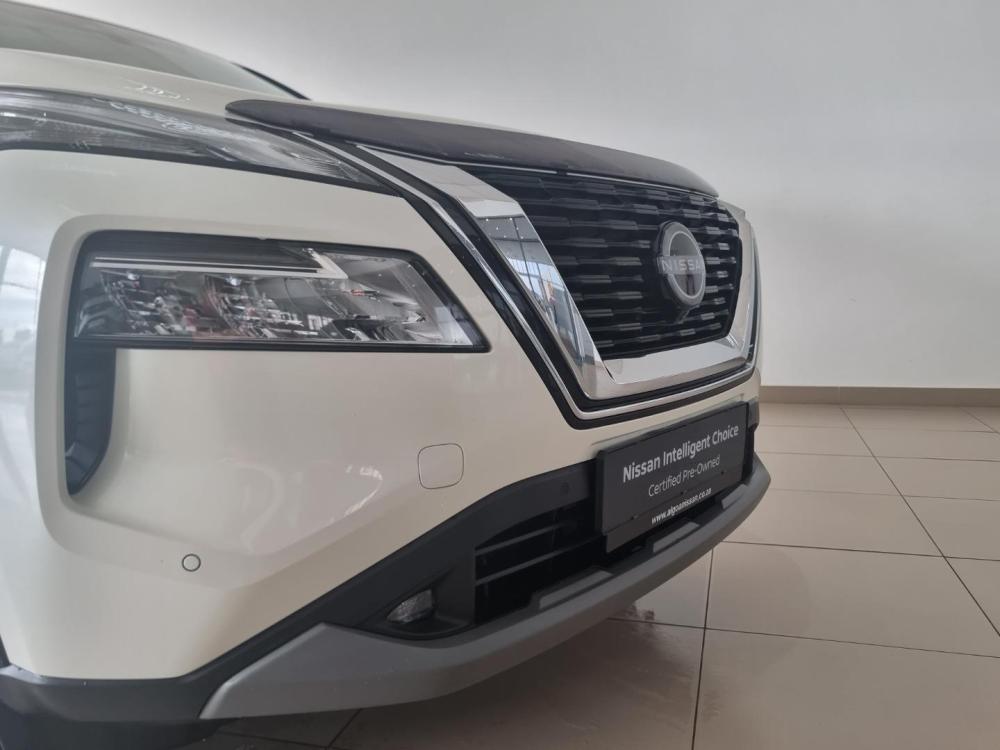 Nissan X-Trail 2.5 Acenta CVT, image 2