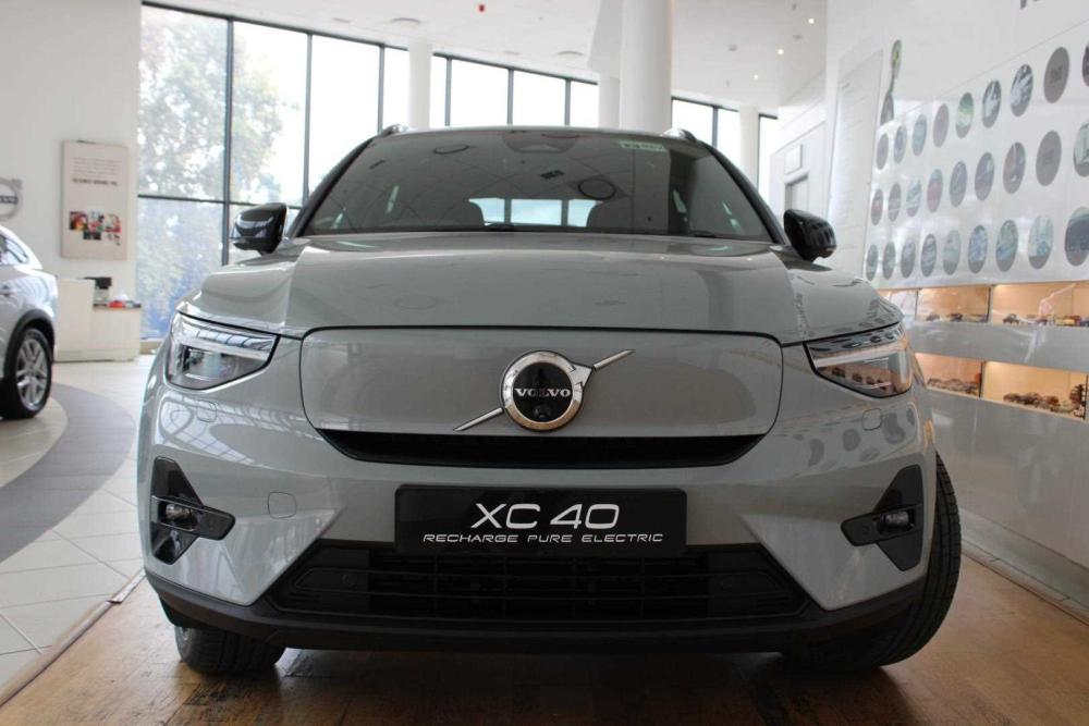 Volvo XC40 Recharge Twin Motor, image 2