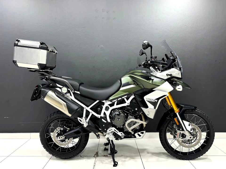 TRIUMPH 900 Rally Pro, image 2