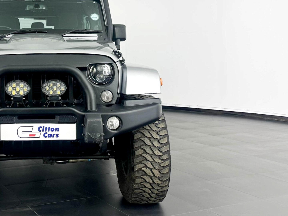 JEEP WRANGLER UNLTD SAHARA 3.6L V6 A/T, image 2