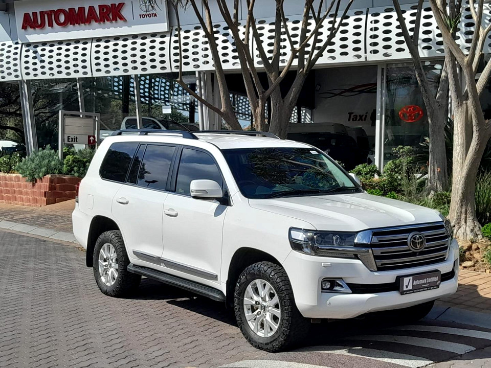 Toyota Land Cruiser 200 4.5D-4D V8 VX-R, image 1