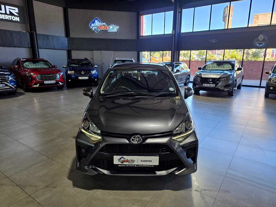 Toyota Aygo 5-door, image 2