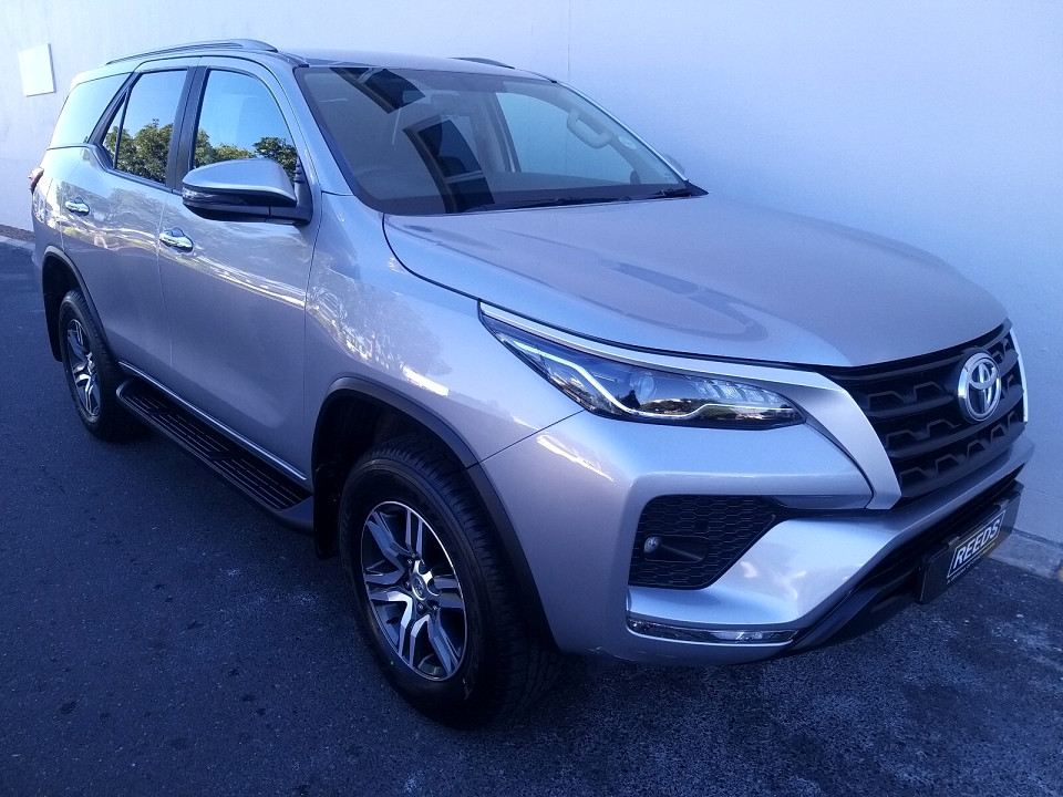 Toyota Fortuner 2.4GD-6 R/B A/T, image 1