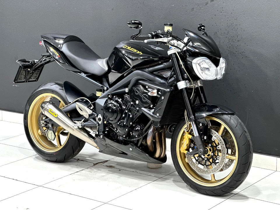 TRIUMPH R, image 1