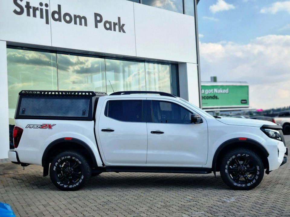 NISSAN NAVARA 2.5DDTi PRO-2X A/T D/C P/U, image 2