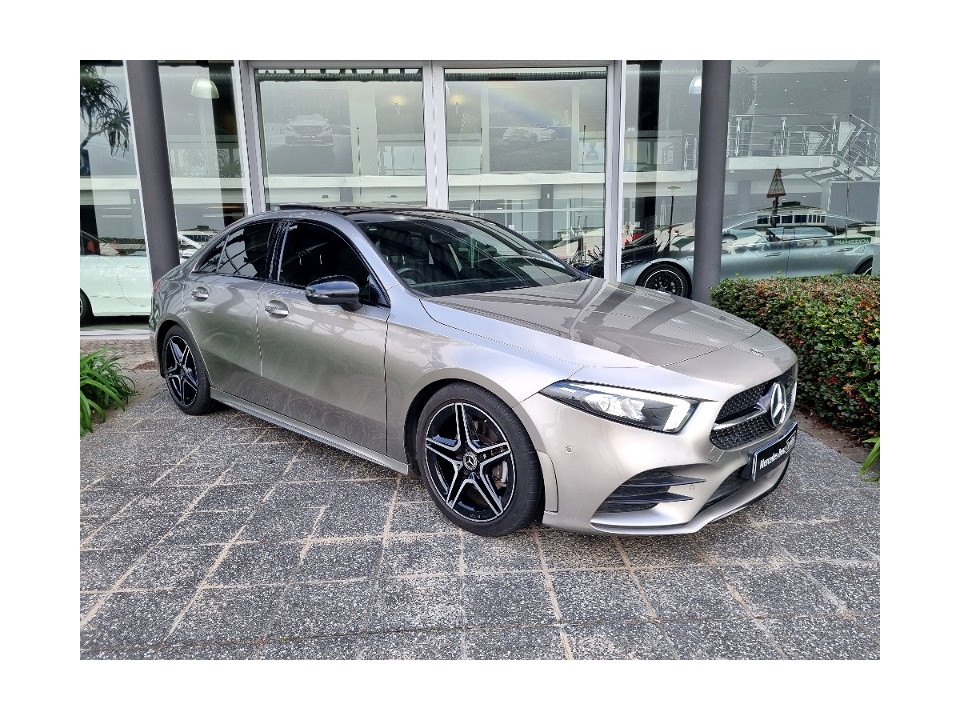 MERCEDES-BENZ A200 (4DR), image 1