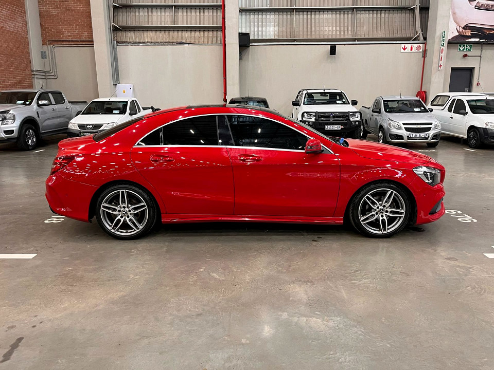 MERCEDES-BENZ CLA200 AMG A/T, image 2
