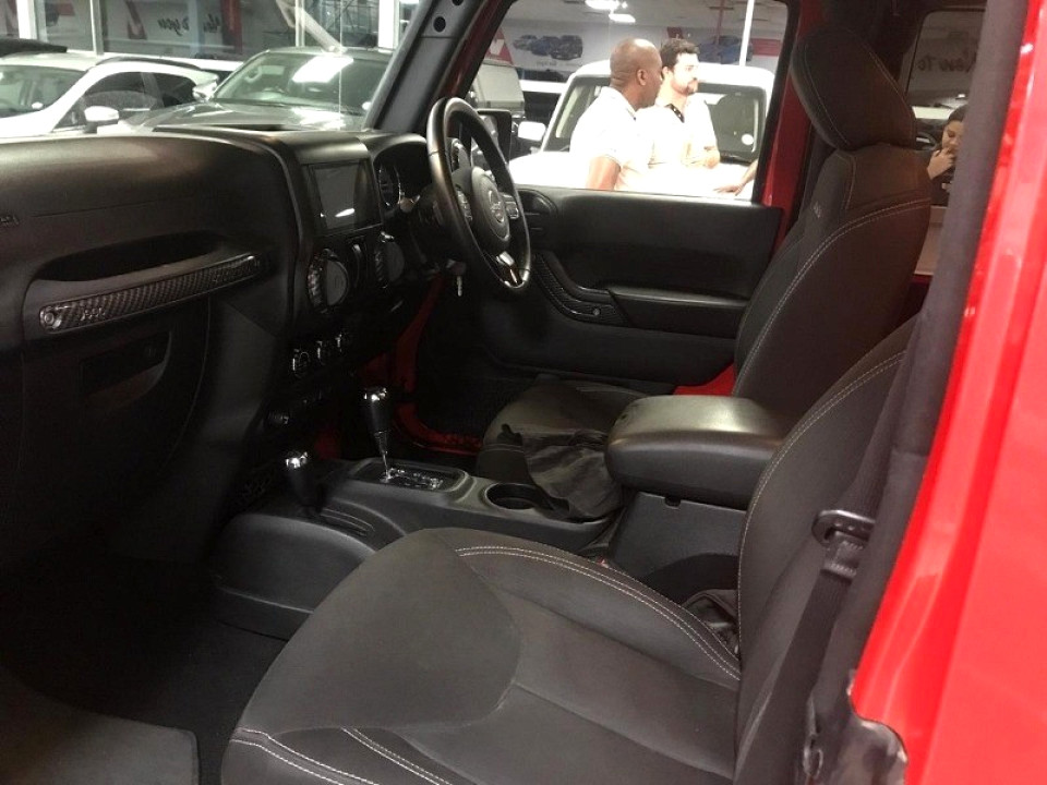 JEEP WRANGLER SAHARA 3.6L V6 A/T 2DR, image 2