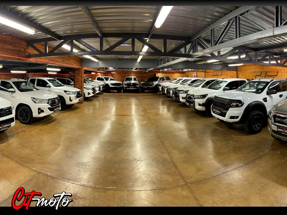 TOYOTA HILUX 4.0 V6 RAIDER 4X4 A/T P/U D/C, image 2