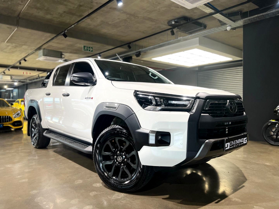 TOYOTA HILUX 2.8 GD-6 RB LEGEND A/T P/U D/C, image 1