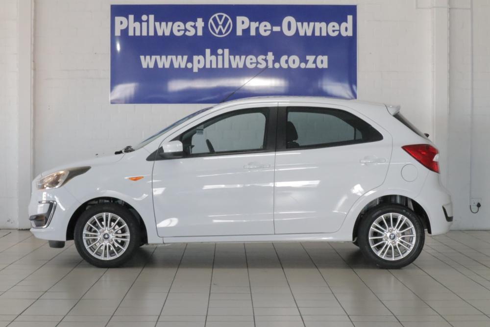 Ford Figo hatch 1.5 Titanium, image 2