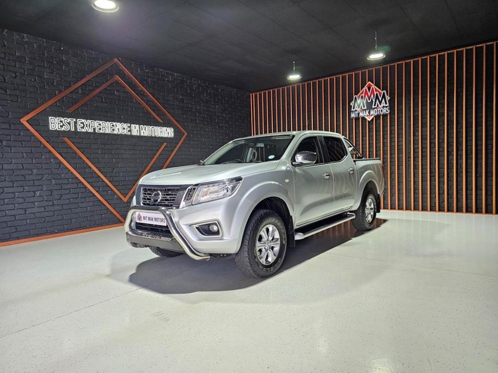 Nissan Navara 2.3D SE 4X2 AT DC, image 1
