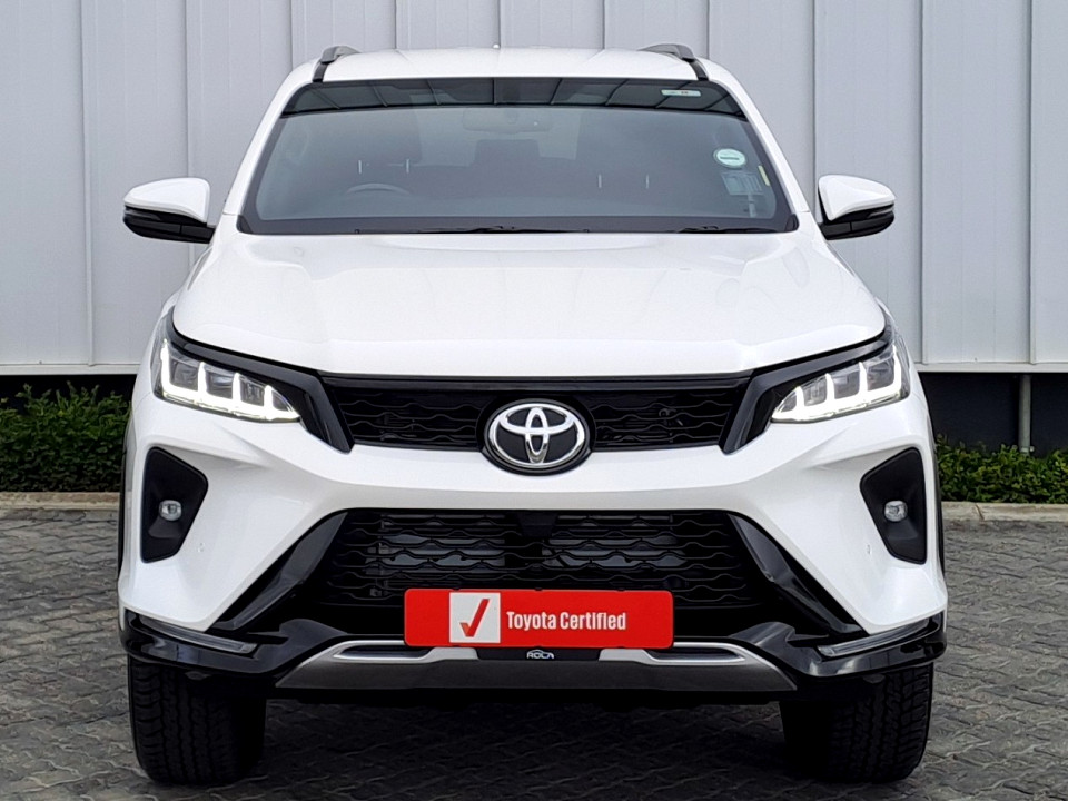 TOYOTA FORTUNER 2.8GD-6 4X4 A/T, image 2