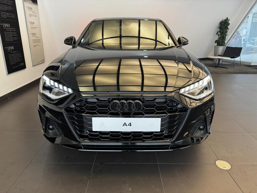 Audi A4 Black Edition 35 TFSI S tronic, image 2
