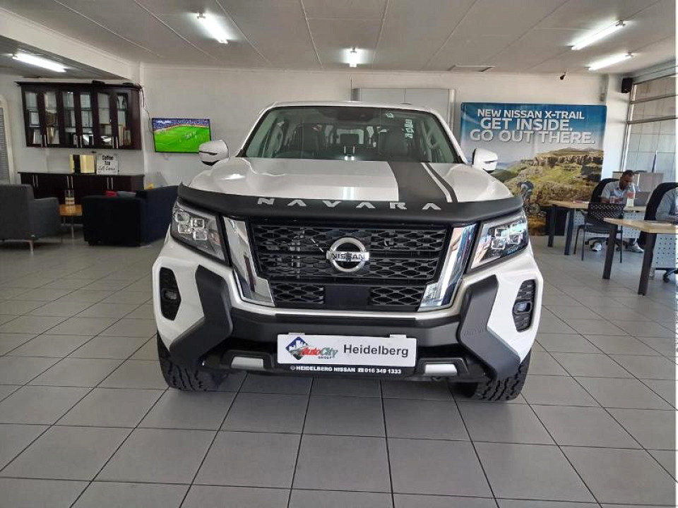 NISSAN NAVARA 2.5DDTi LE 4X4 A/T D/C P/U, image 2