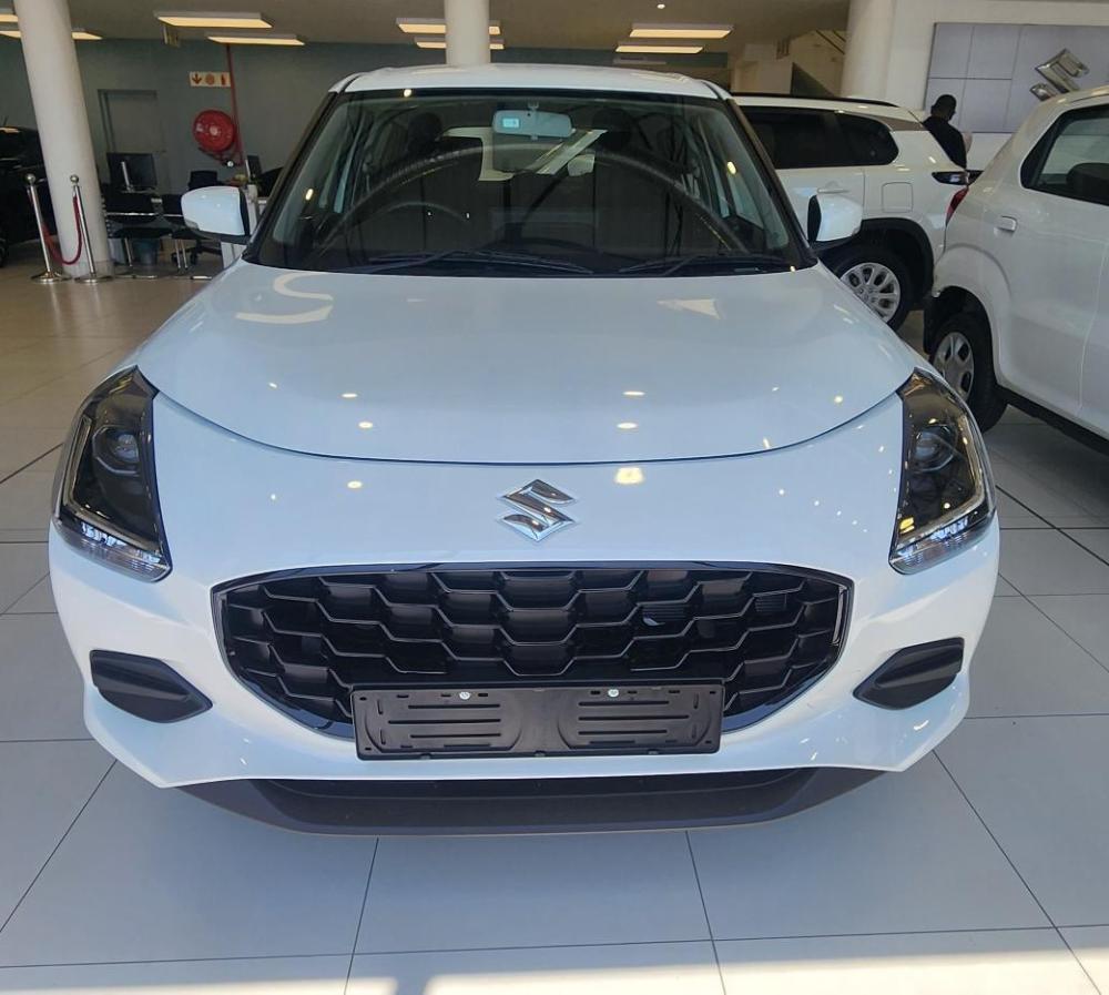Suzuki Swift 1.2 GL+ CVT, image 1