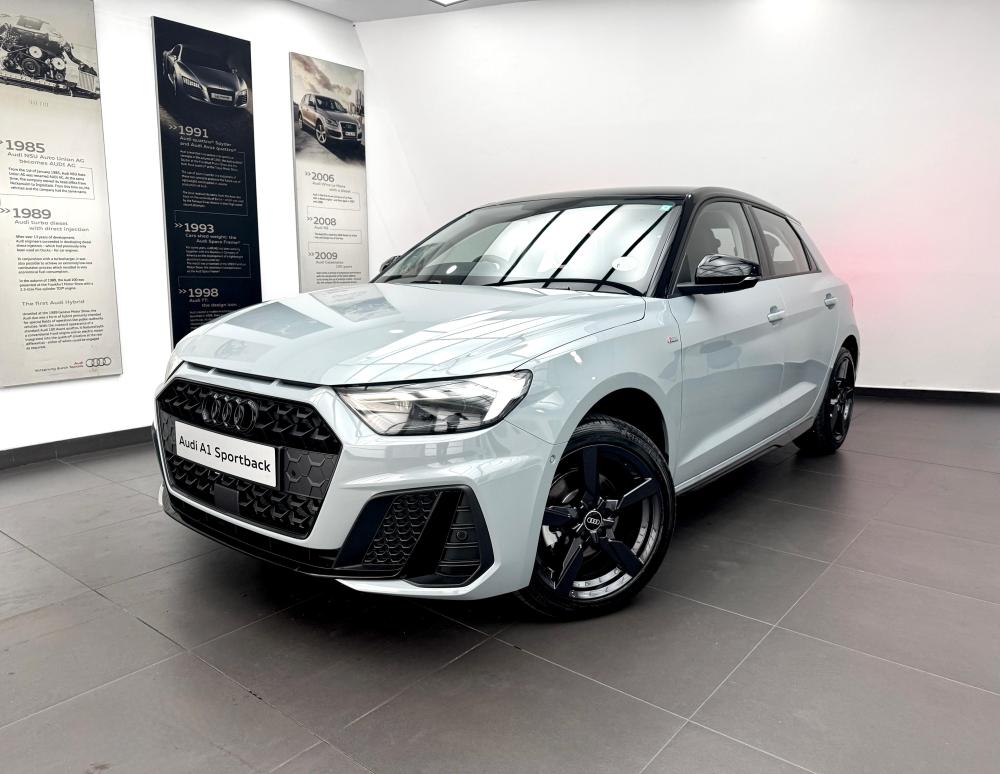 AUDI A1 SPORTBACK 30 TFSI BLACK EDITION S-TRONIC, image 1