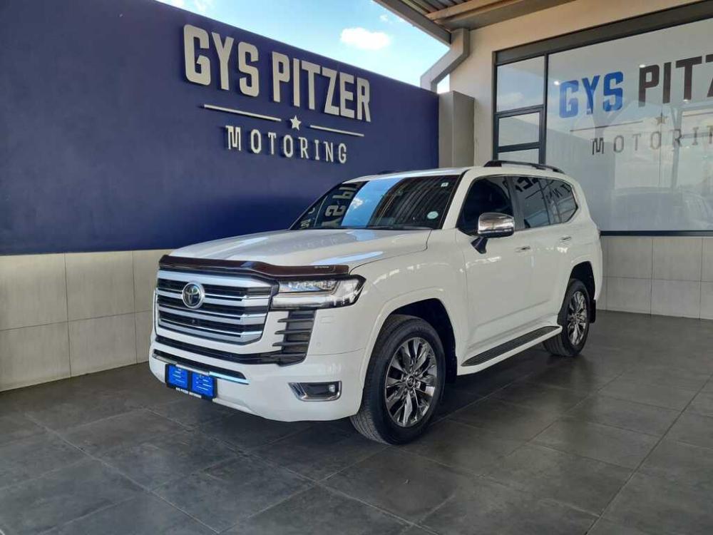 Toyota Land Cruiser 300 V6 3.3D ZX, image 1