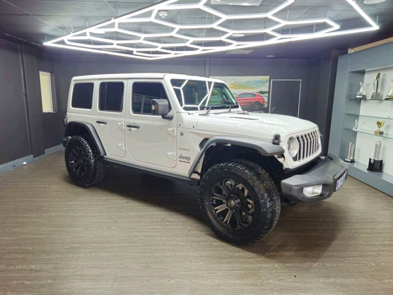 JEEP WRANGLER SAHARA 2.0T A/T 4DR, image 1