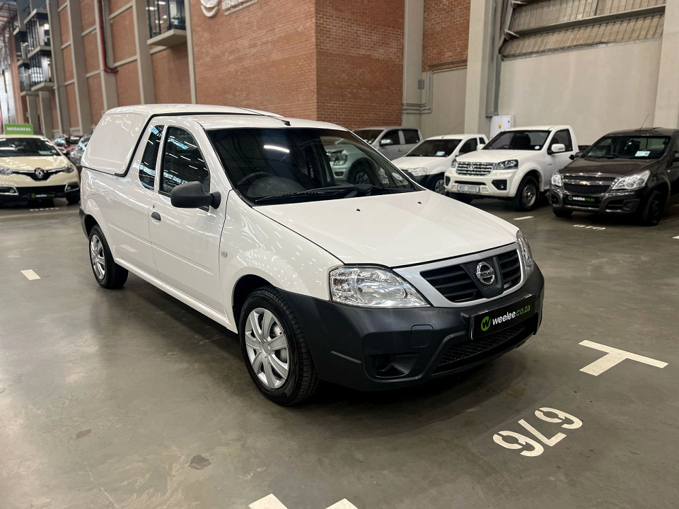 NISSAN NP200 1.6  P/U S/C, image 1