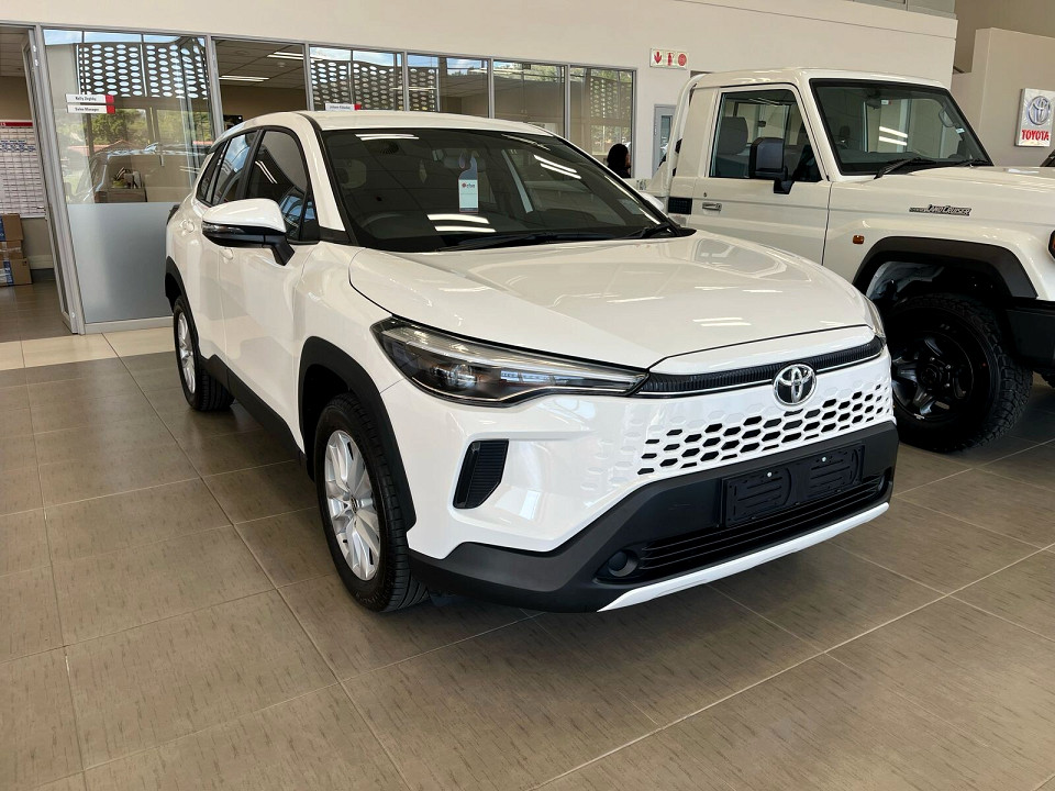 TOYOTA COROLLA CROSS 1.8 Xi , image 1