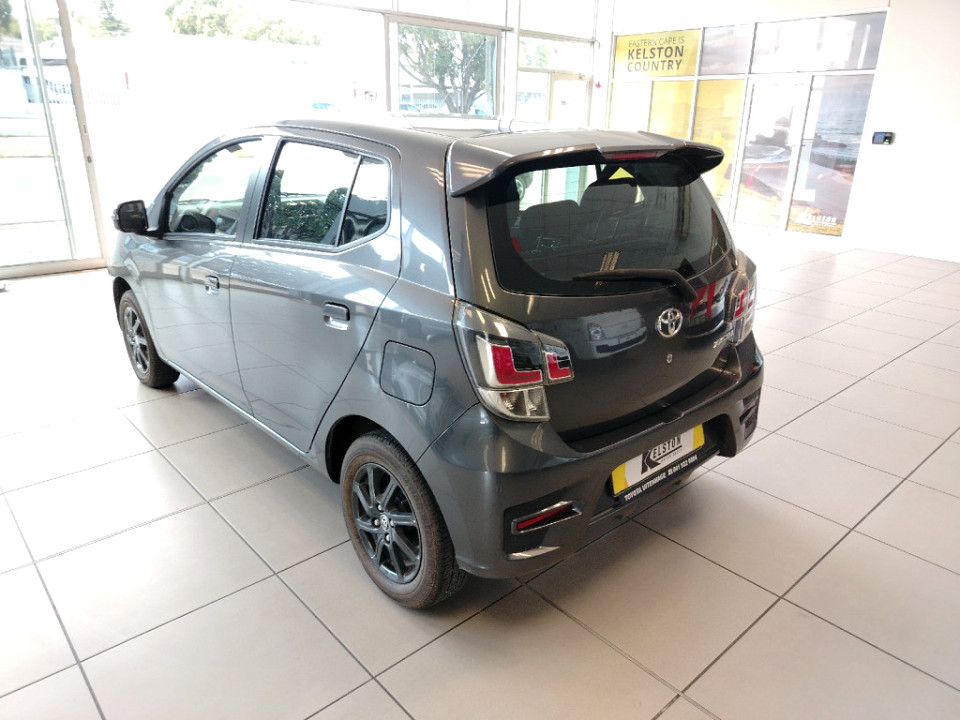 Toyota Aygo 5-door, image 2
