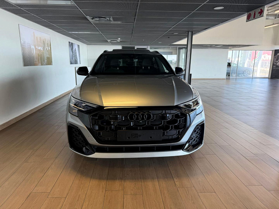 AUDI Q8 45TDI QUATTRO TIP BLACK EDITION, image 2