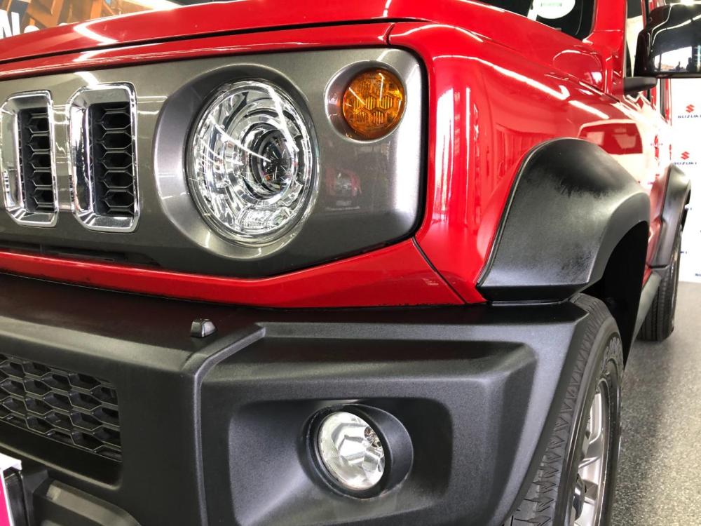 Suzuki Jimny 1.5 GLX 5Dr, image 2