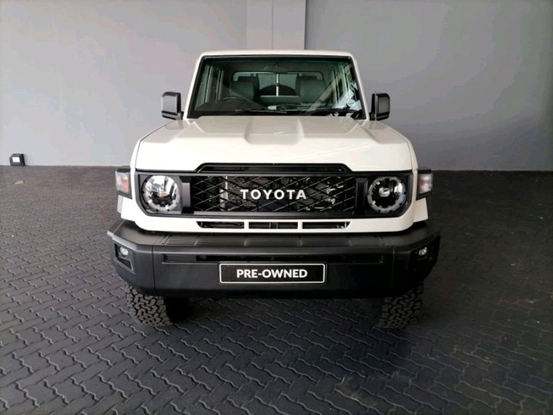 TOYOTA LAND CRUISER 79 2.8 GD-6 P/U D/C A/T, image 2