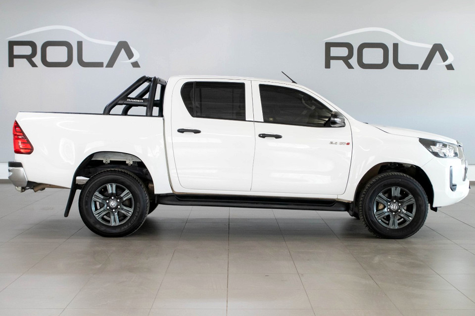Toyota Hilux Double Cab  2.4GD6 RB Raider AT, image 2